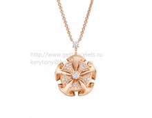 Replica Bvlgari Divas' Dream Necklace in Rose Gold with Pave Diamonds Petals