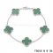 Fake Van Cleef & Arpels Bracelet Blanc Avec 5 Motifs De Couleur Verte